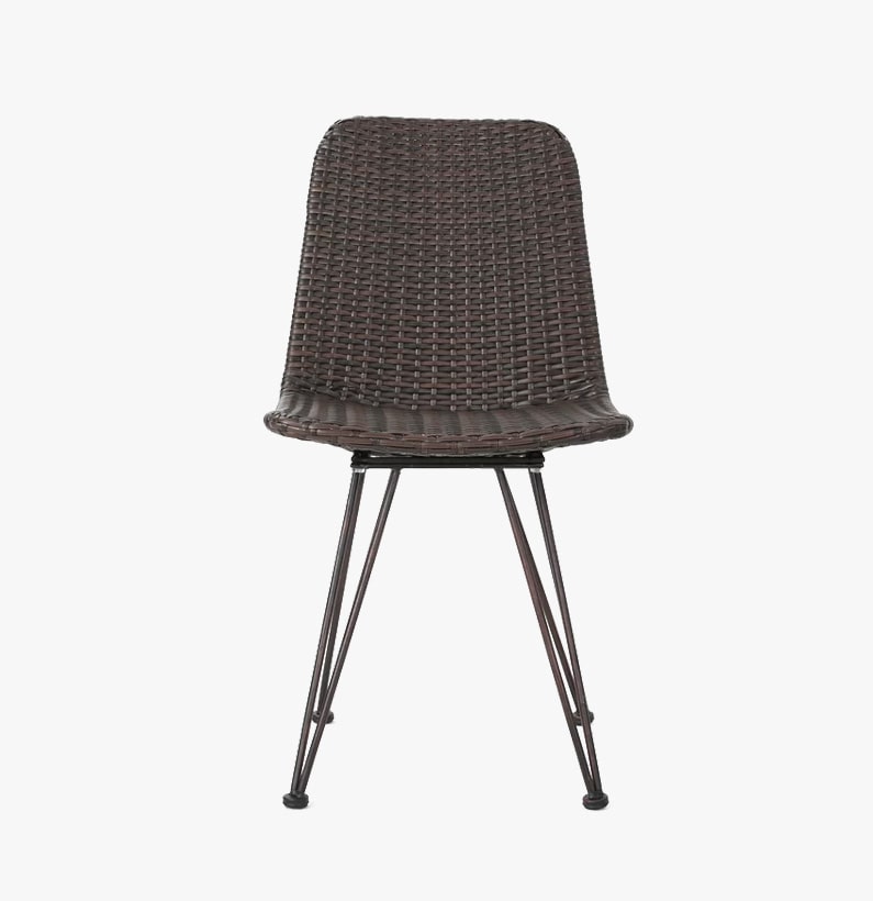 retail-product-3 Classic wooden chair - Image 1